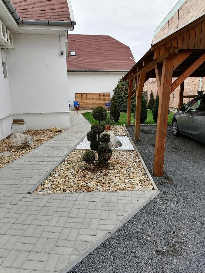 Sárvár Joos Apartman المظهر الخارجي الصورة